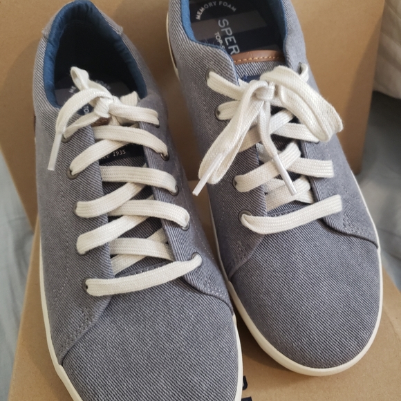 Sperry boys shoe - Picture 4 of 4